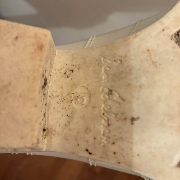 Sam Edelman White Chelsea Ankle Boots - Picture 4 of 4